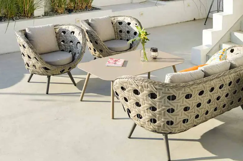 Outdoor Sofa Set with PE Ratten and Aluminium Coffee Table