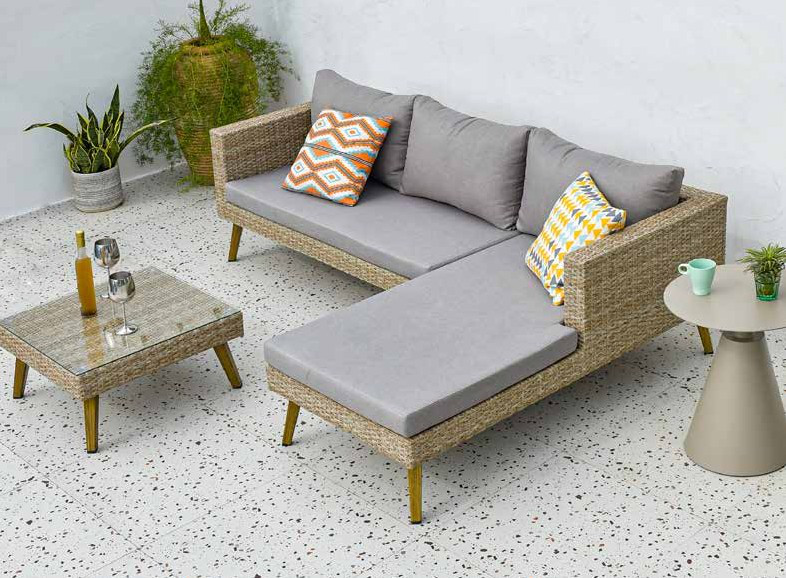 outdoor furniture stores